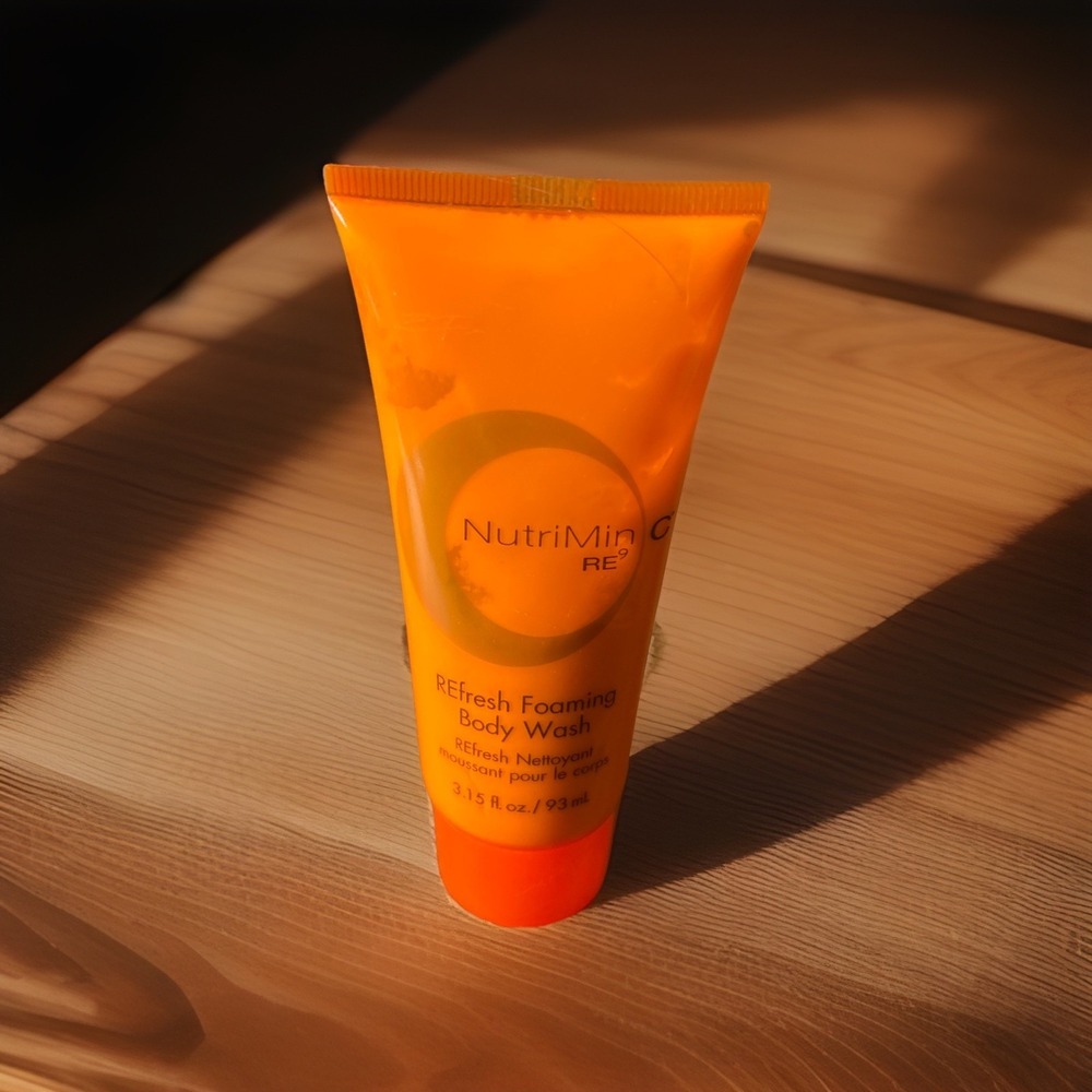 Arbonne NutriMin‎ C RE9 Refresh Foaming Body Wash 3.15 Oz Sealed